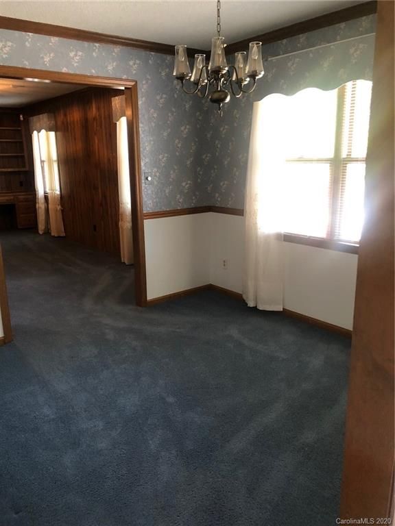 303 12 W Old Post Rd, Cherryville, NC 28021