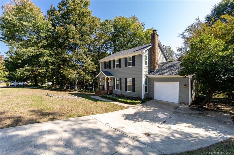2132 Killarney Pl #31, Charlotte, NC 28262