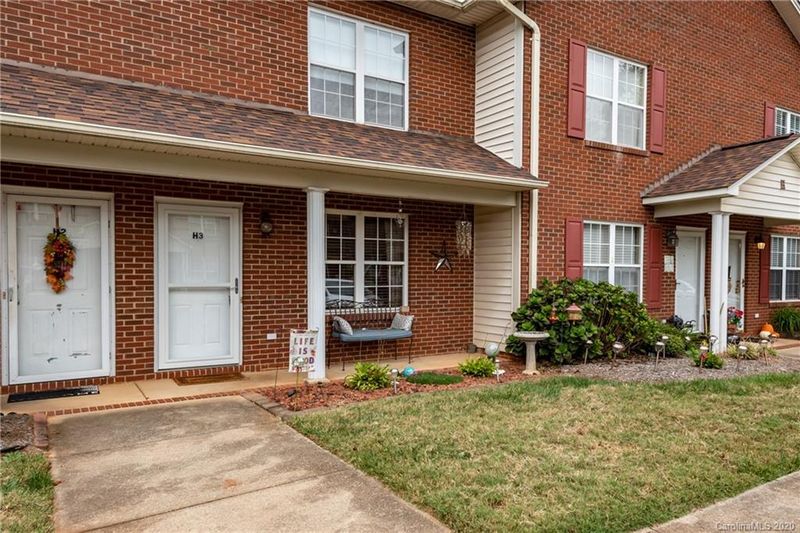 102 Brandywine Dr NE #H3, Conover, NC 28613