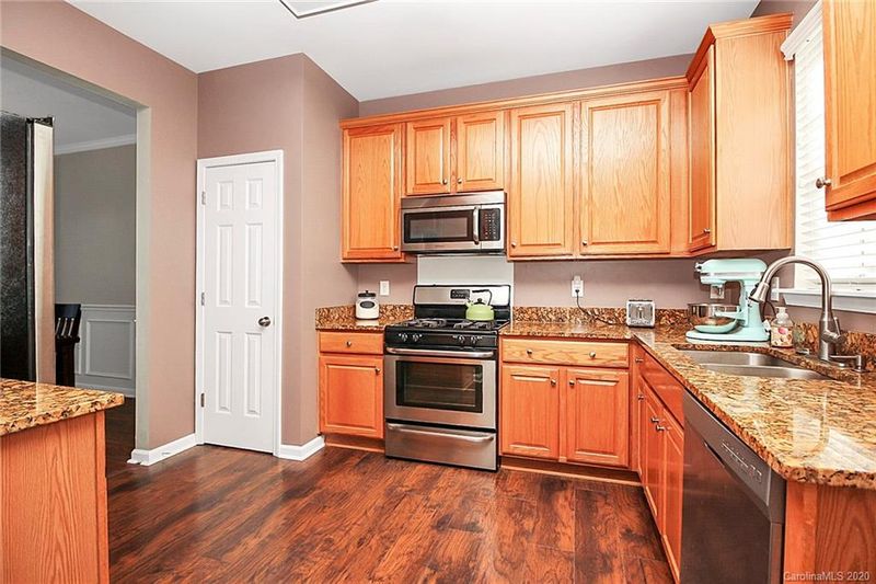 13610 Armour Ridge Dr, Charlotte, NC 28273