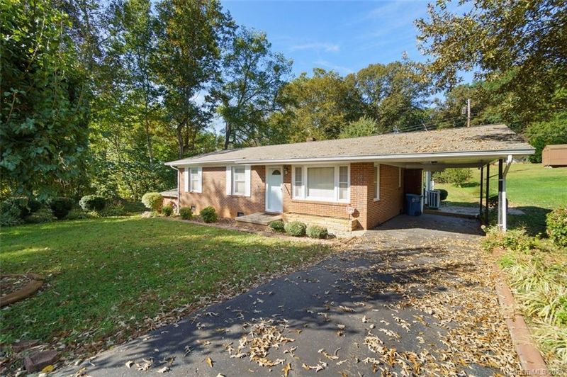 1725 30th St, Hickory, NC 28601
