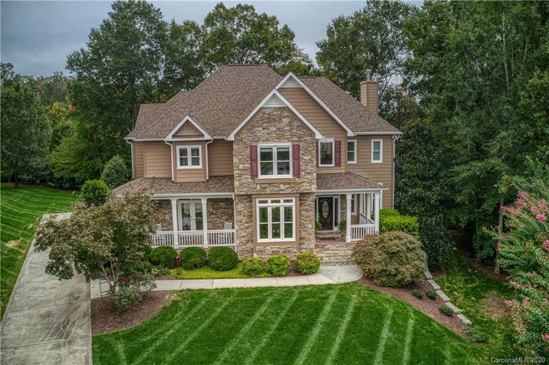 18738 Floyd Ct, Davidson, NC 28036
