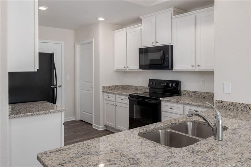 1014 Chappell Way, Charlotte, NC 28215