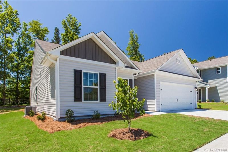 1013 Chappell Way, Charlotte, NC 28215