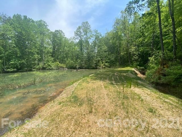 2159 Picnic Dr, Newton, NC 28658