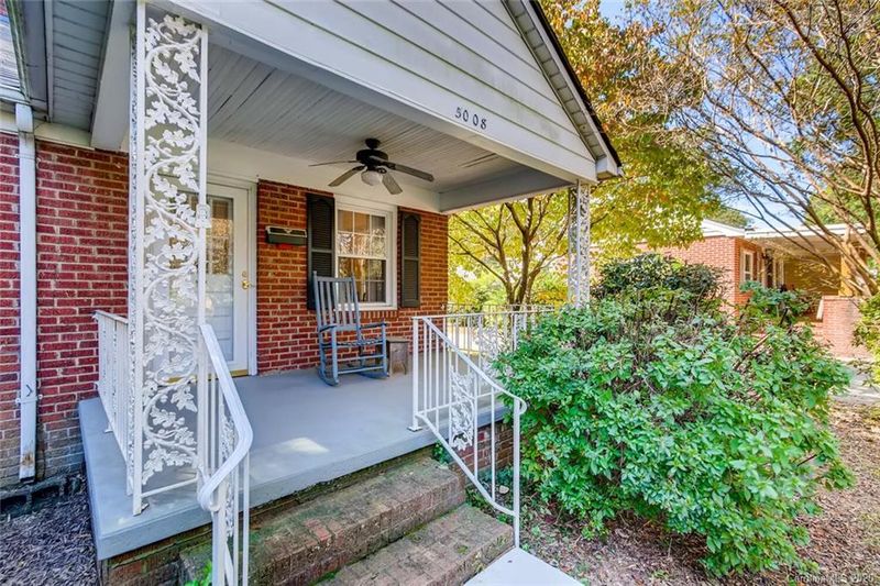 5008 Monroe Rd, Charlotte, NC 28205