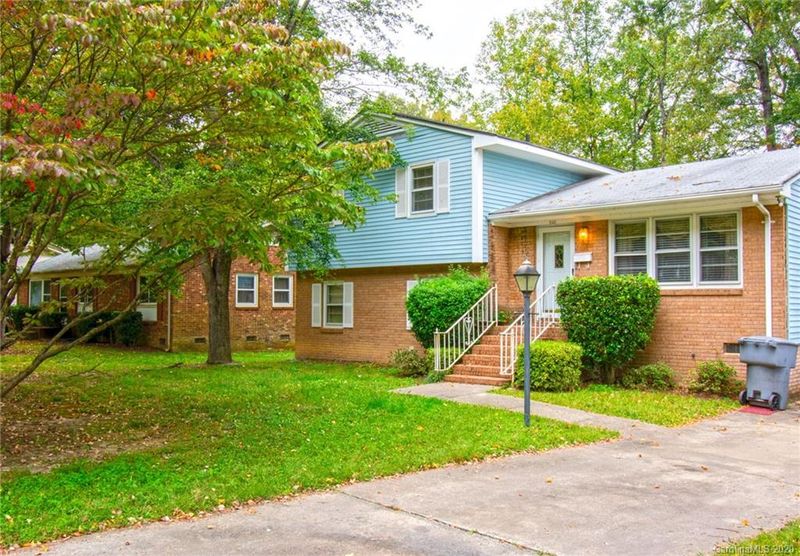 540 Derrydowne Dr #330, Charlotte, NC 28213