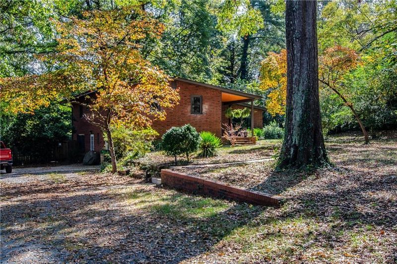 6409 Reddman Rd, Charlotte, NC 28212