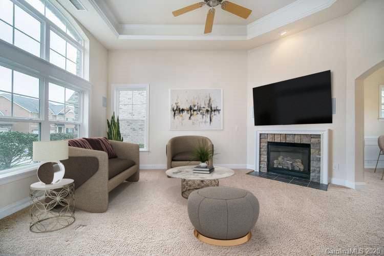 2212 Barrowcliffe Dr, Concord, NC 28027