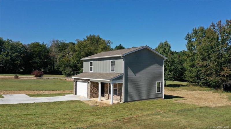 1721 17th Ave NE, Hickory, NC 28602