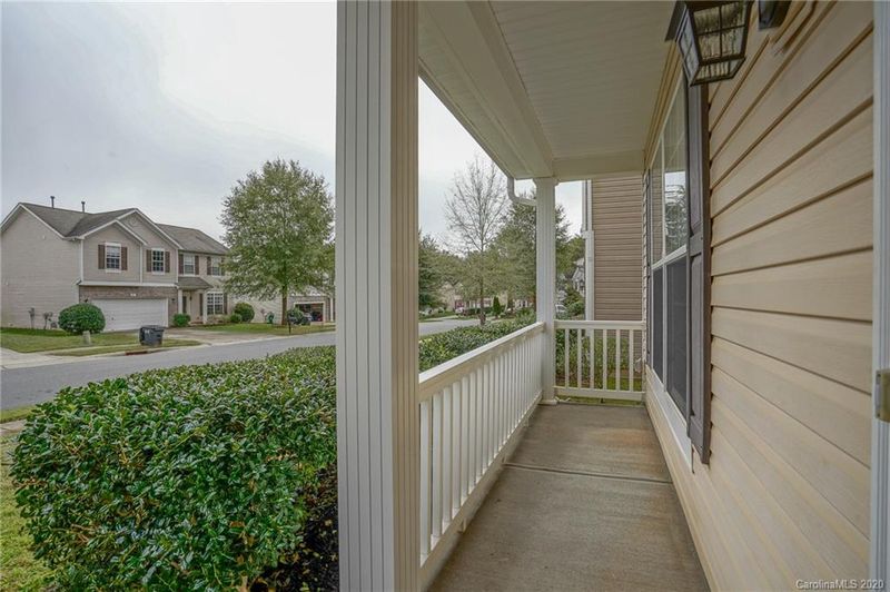 9002 Goldfields Dr, Charlotte, NC 28227