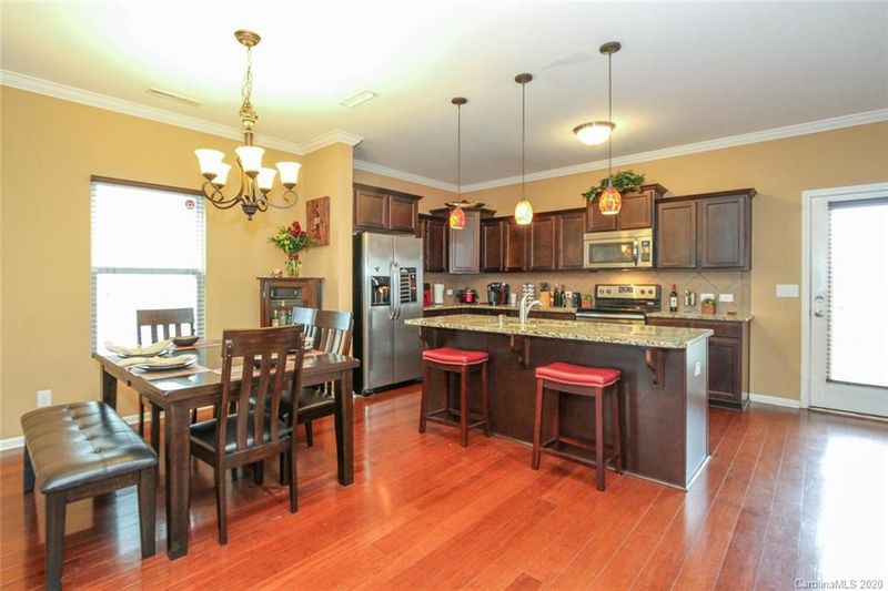 6236 Salamander Run Ln, Charlotte, NC 28215