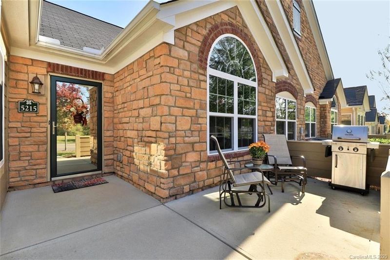 5215 Prosperity Ridge Rd, Charlotte, NC 28269