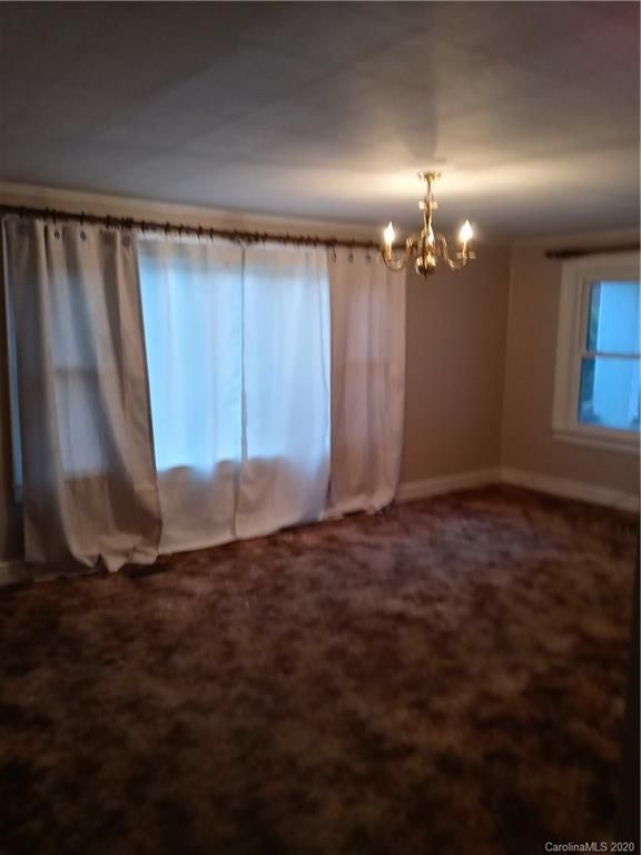 433 23rd Avenue Dr NE, Hickory, NC 28601