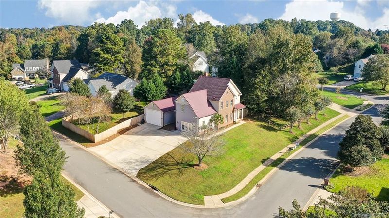 120 Rocky Trail Ct, Fort Mill, SC 29715