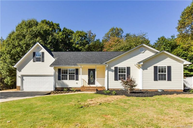 148 Kendra Dr, Mooresville, NC 28117