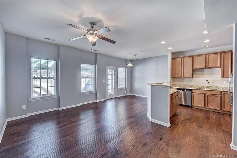 7333 Copper Beech Tc, Charlotte, NC 28273