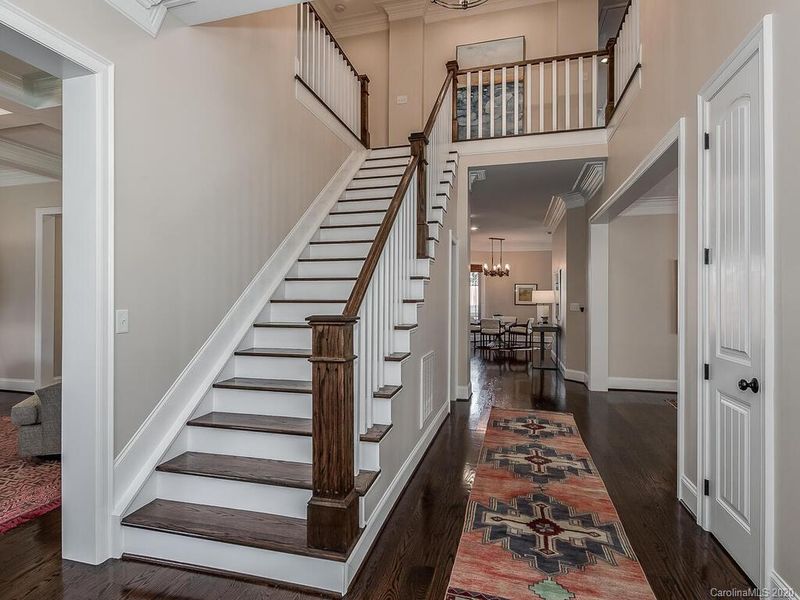 2305 Winthrop Ave, Charlotte, NC 28203