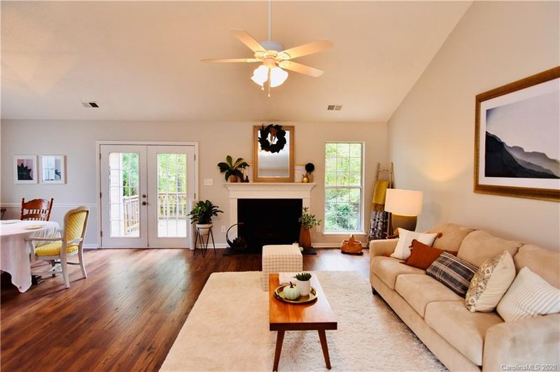 1212 Ridgebury Ter, Matthews, NC 28105