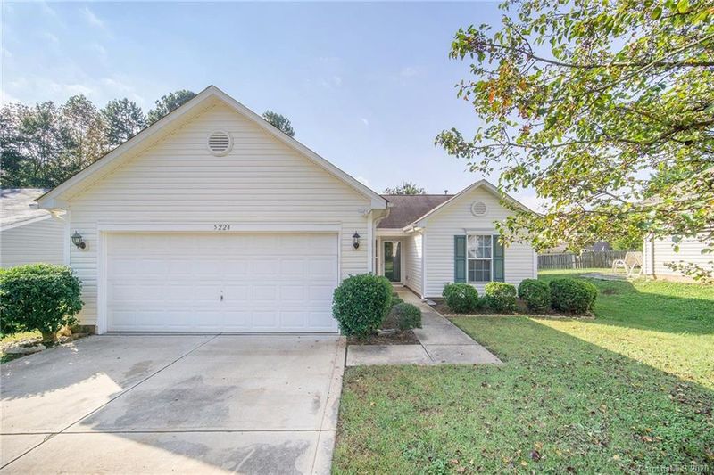 5224 Deerton Rd, Charlotte, NC 28269