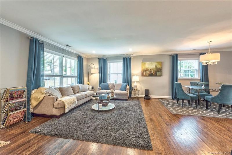 3900 Farmview Rd, Charlotte, NC 28205