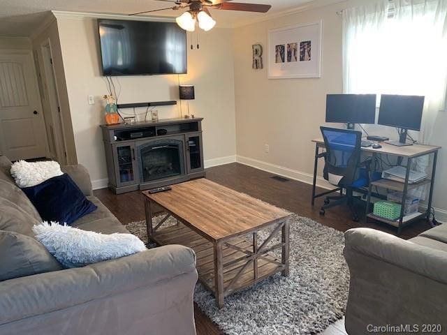 4 Pine Tree Dr, Maiden, NC 28650