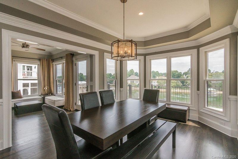 17819 Peninsula Club Dr N, Cornelius, NC 28031
