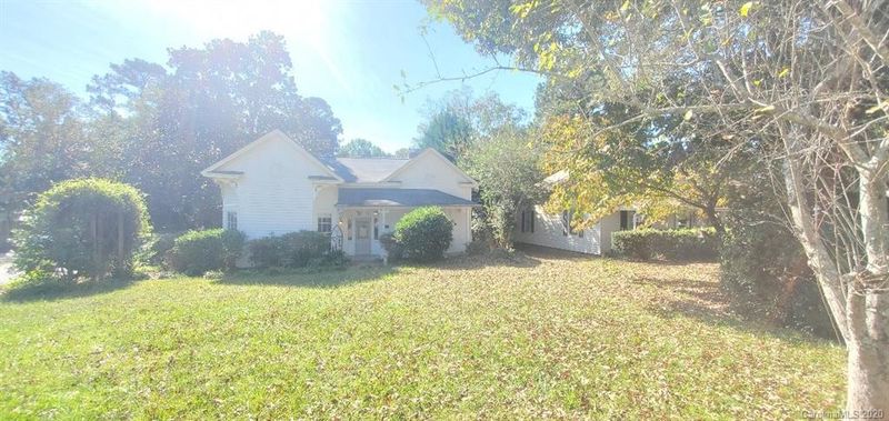 601 South Main St, Waxhaw, NC 28173