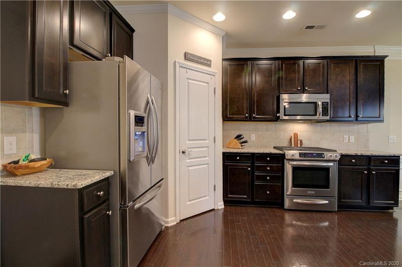 4614 Memphian Ct, Charlotte, NC 28210