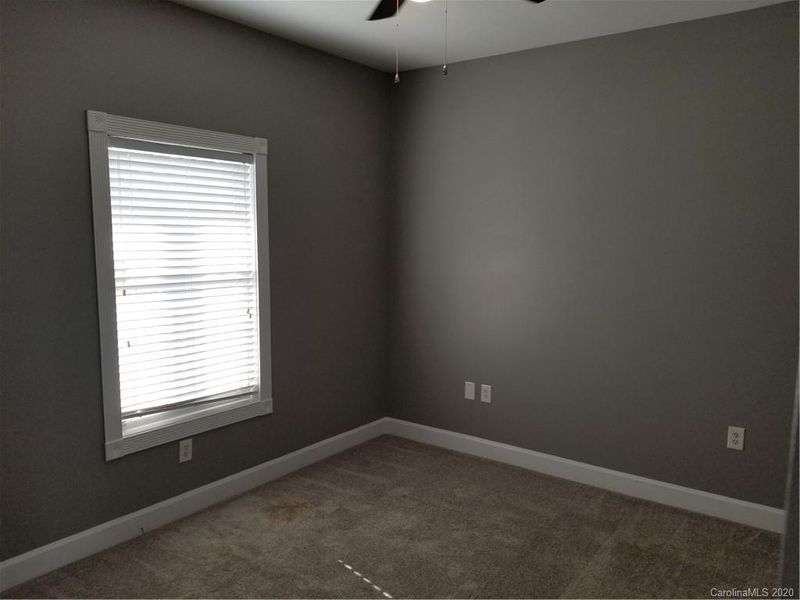 8627 Coralbell Ln, Charlotte, NC 28213