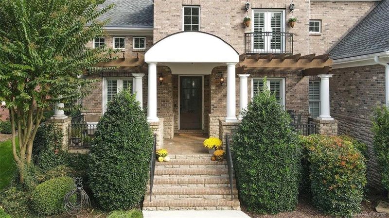 6610 Fox Ridge Cir, Davidson, NC 28036