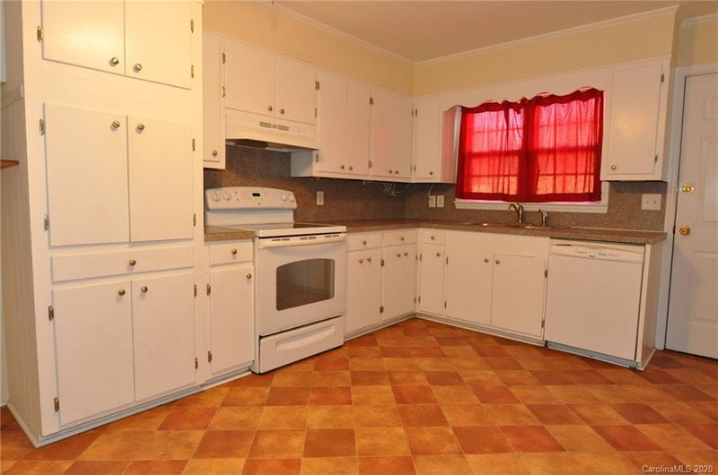 104 Moore St #5, Chester, SC 29706