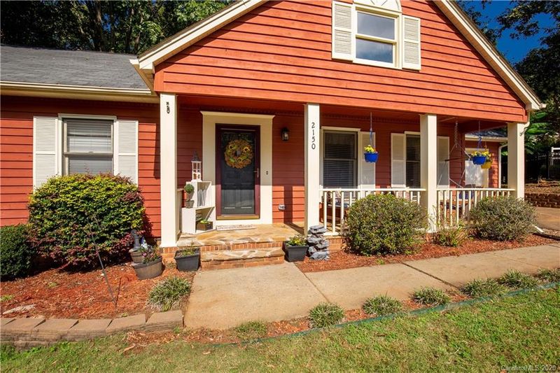 2150 Manawa Ln, Tega Cay, SC 29708