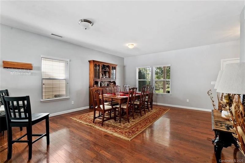 1069 Regal Manor Ln, Fort Mill, SC 29715