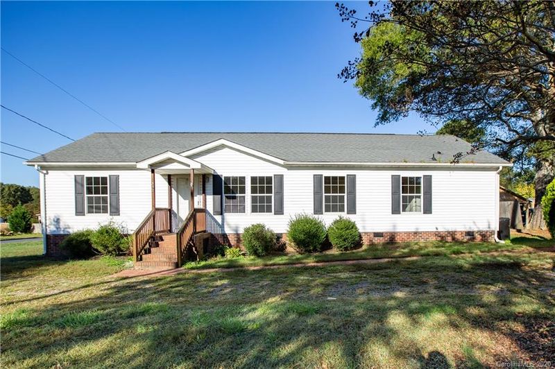 332 S Enochville Ave, Kannapolis, NC 28081