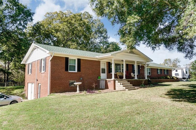 5725 Alexander Rd, Concord, NC 28027