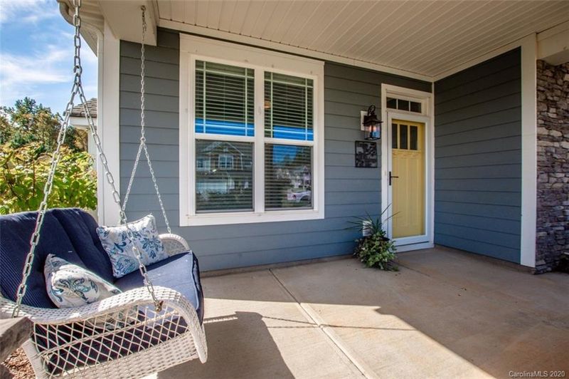 5750 Mcclintock Dr, Denver, NC 28037