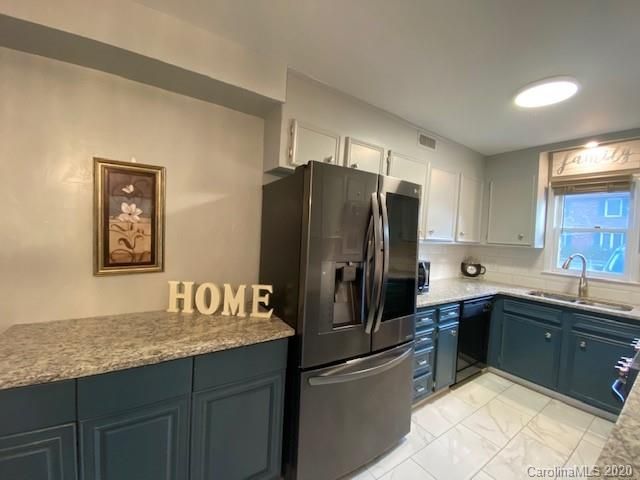 1330 5th St NE #71, Hickory, NC 28601