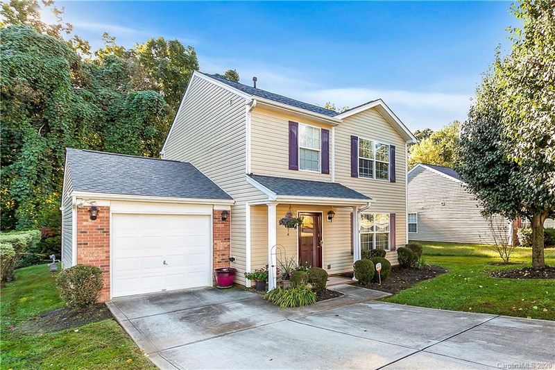 1423 Clooney Ln, Charlotte, NC 28262