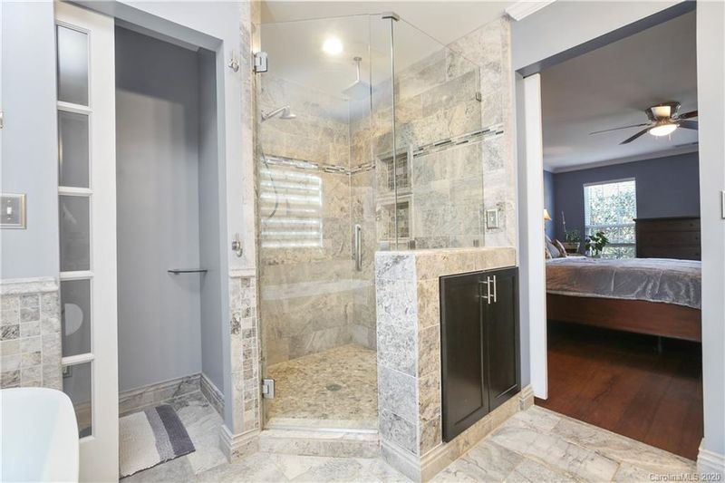 9824 Mitchell Glen Dr #97, Charlotte, NC 28277