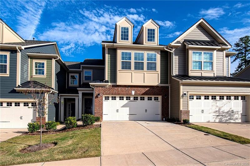561 Dulaney Dr, Tega Cay, SC 29708