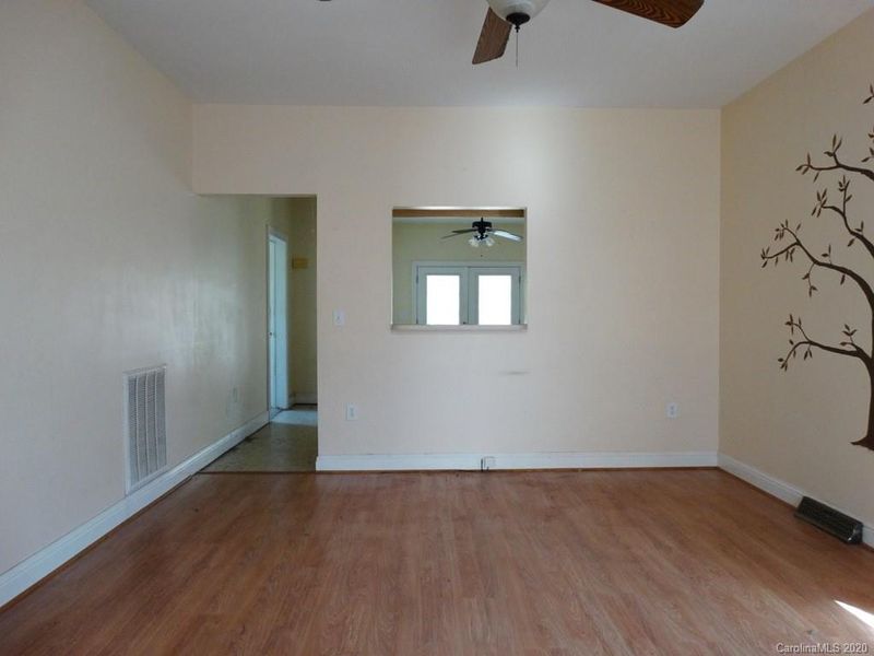 950 Berlin St NW, Conover, NC 28613