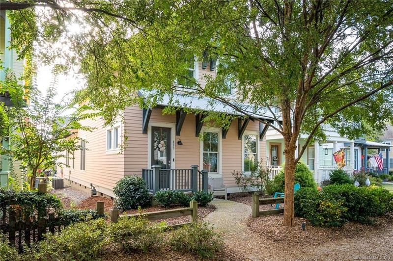 413 Hollyhock Ln, Fort Mill, SC 29708