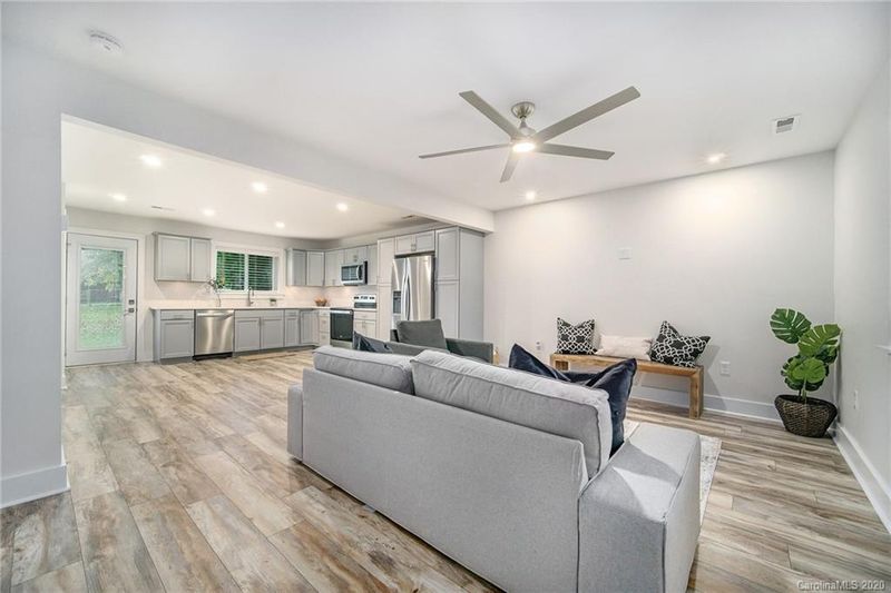 703 Briarwood St, Kannapolis, NC 28081