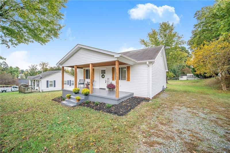 703 Briarwood St, Kannapolis, NC 28081