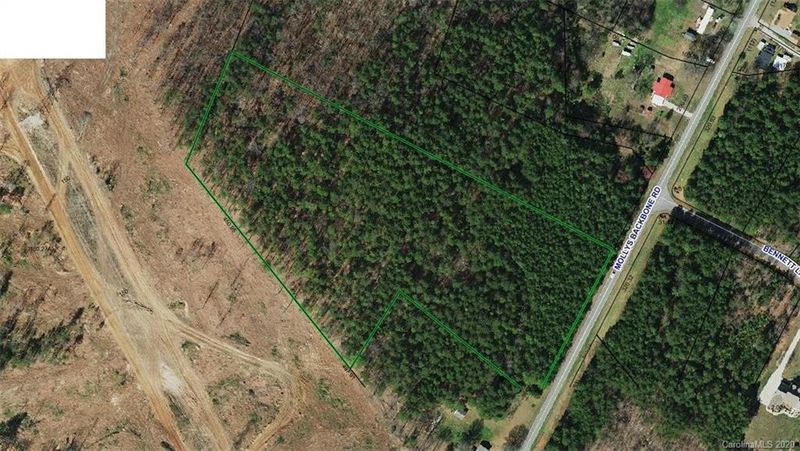 1909 Mollys Backbone Rd #1, Sherrills Ford, NC 28673
