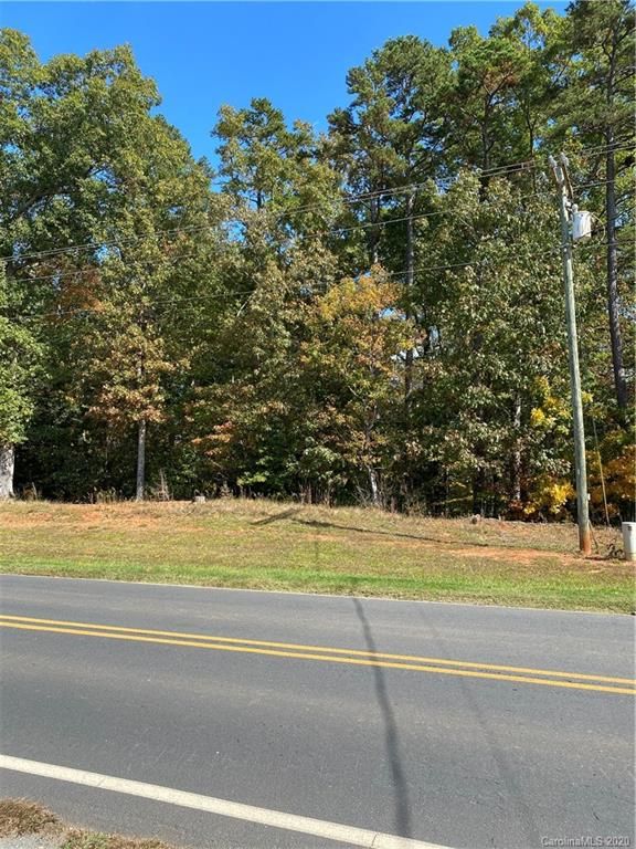 1316 Mollys Backbone Rd #2, Catawba, NC 28609