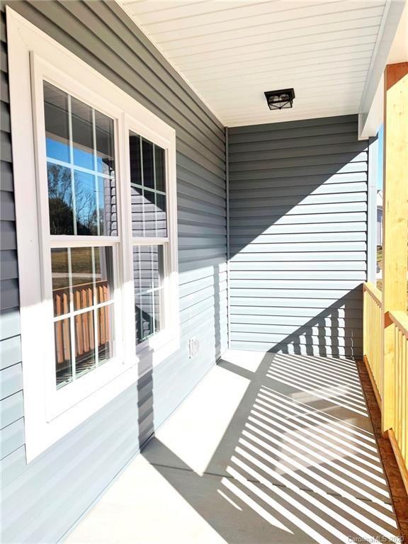 231 Brentwood Dr, Maiden, NC 28650