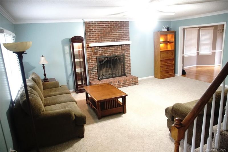 4373 Hickory Hollow Rd, Gastonia, NC 28056
