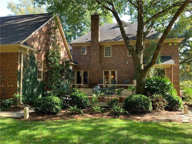 7225 St Clair Dr, Charlotte, NC 28270